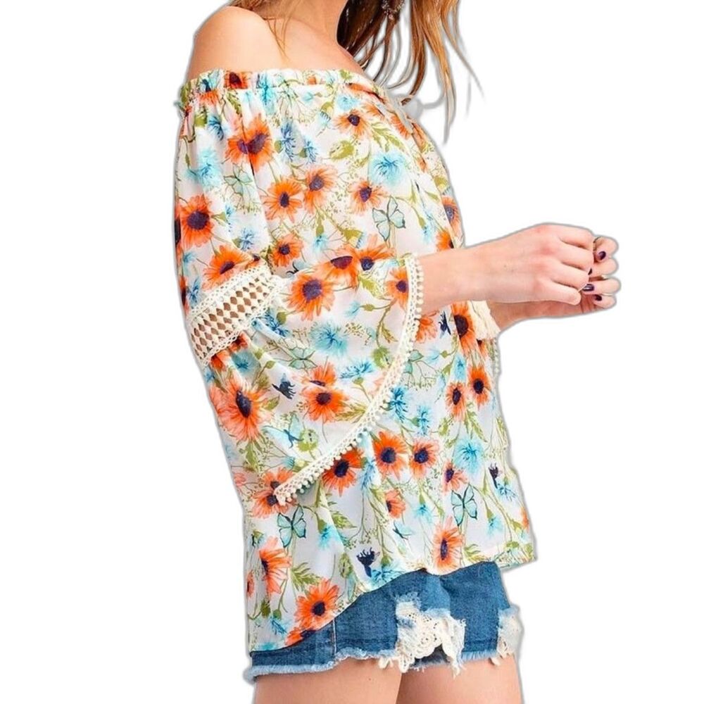 NWT Daisy Print Off the Shoulder Bell Sleeve Peasant Top Womens S Boho Western